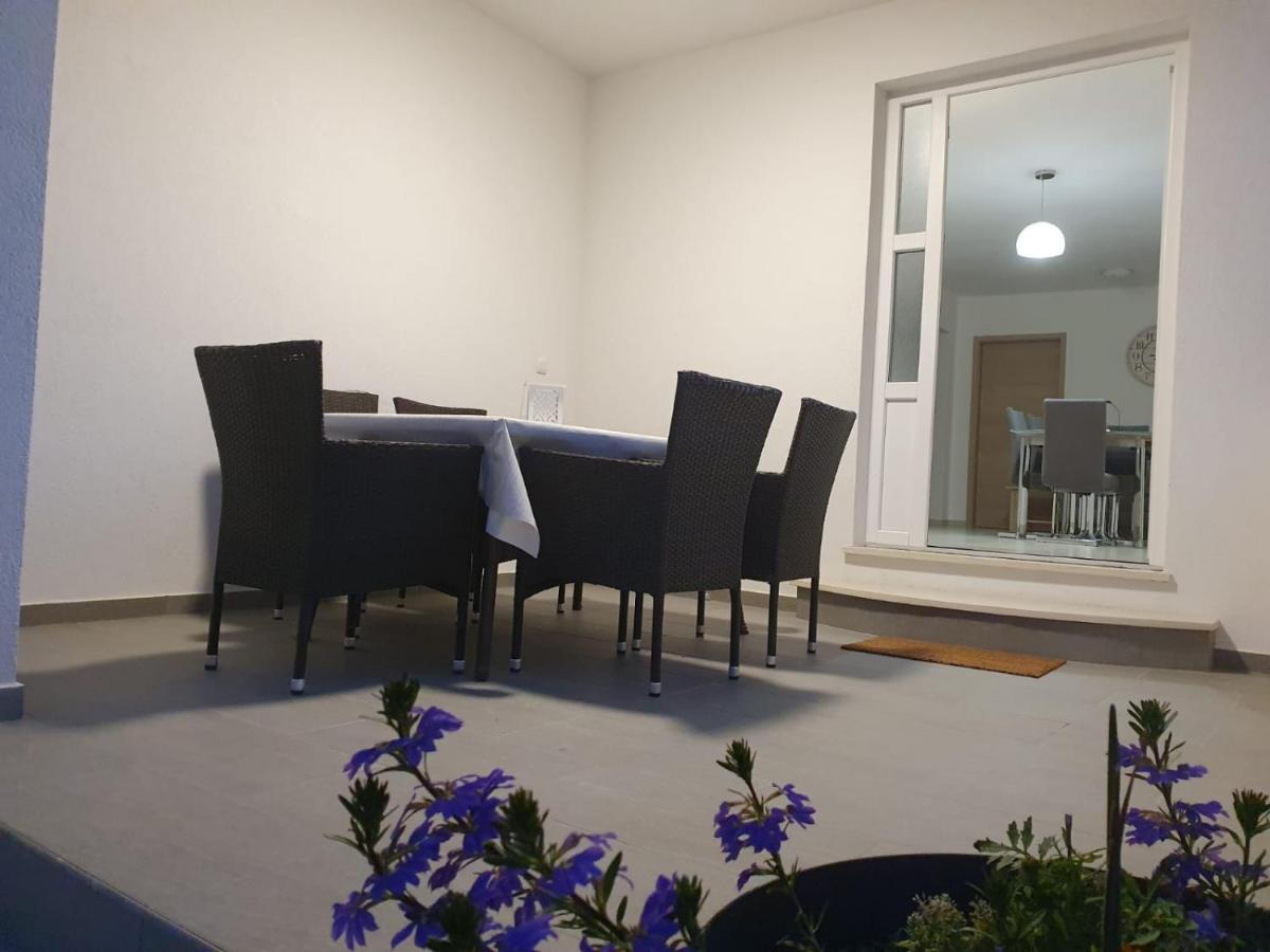 Apartmani Sara Bibinje Exteriér fotografie